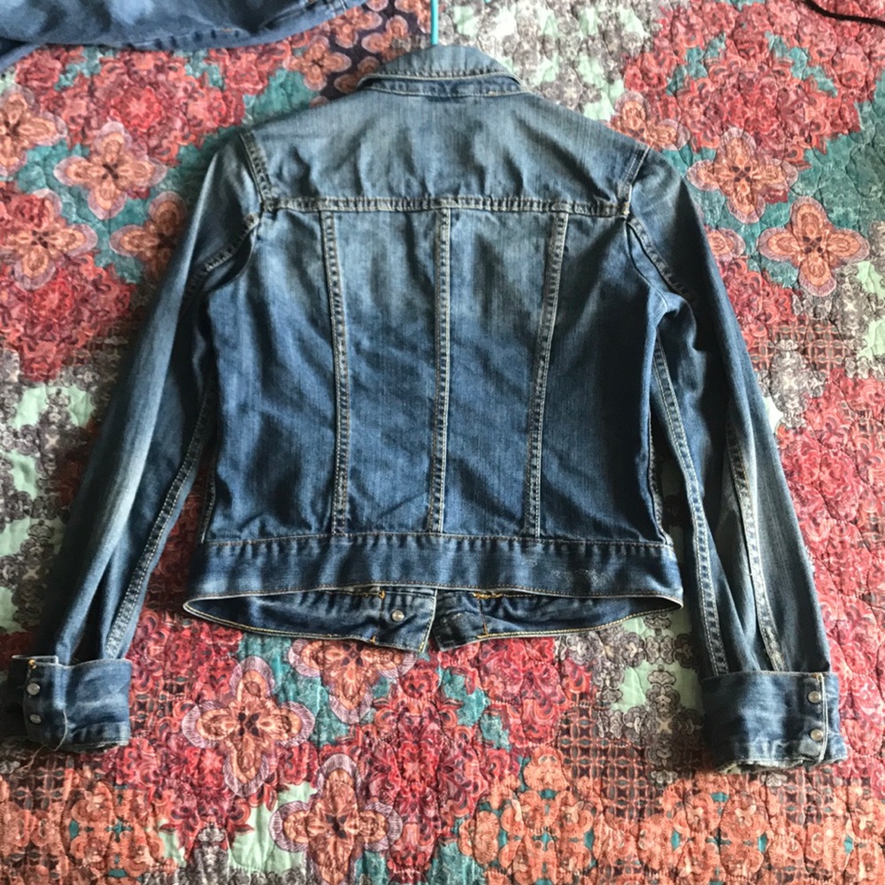Jean jacket - Picture 2 of 3